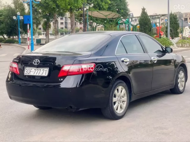 Toyota Camry LE 2.4 2007
