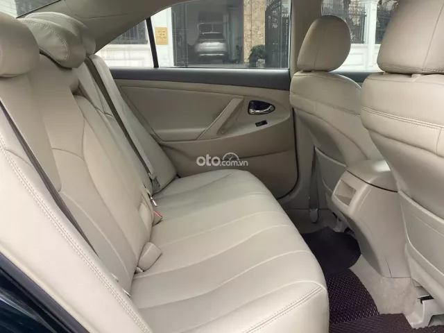 Toyota Camry LE 2.4 2007