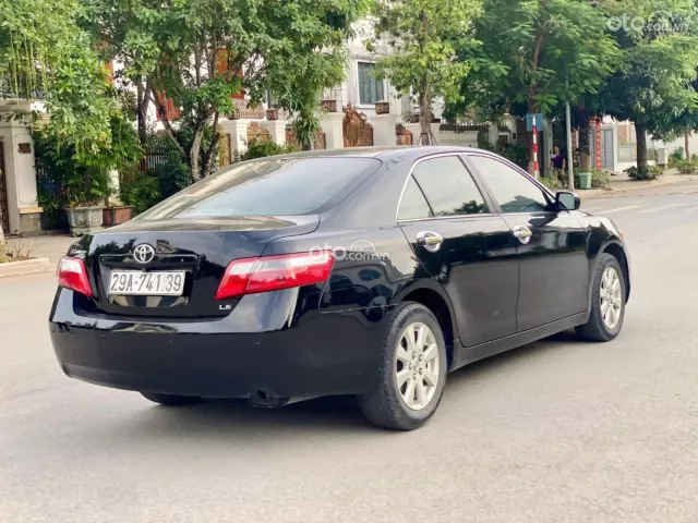 Toyota Camry LE 2.4 2007