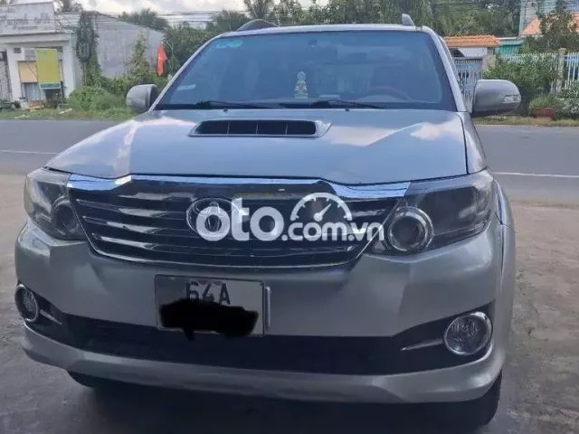 Cần ra đi em xe chính chủ đời 2013 còn đẹp ken