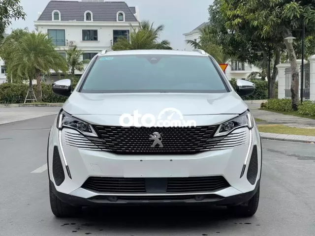 Peugeot 5008 2022 AL 1.6 AT - 30,000 km siêu đẹp.