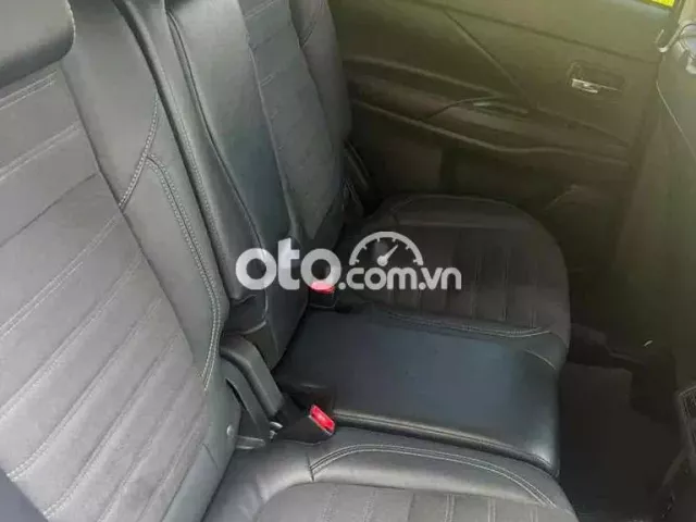 Mitsubishi Outlander 2023 2.0 CVT - 24000 km