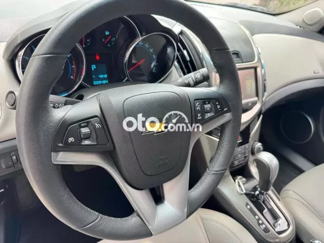 Chevrolet Cruze LTZ 2016 chạy 28.000km quá mới