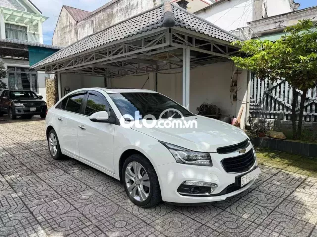 Chevrolet Cruze LTZ 2016 chạy 28.000km quá mới