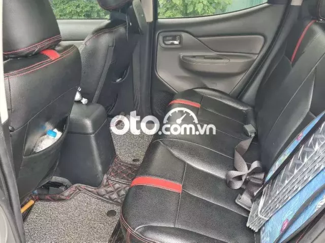 Bán Triton 2018 4x2 AT - 74000 km - Hà Nội