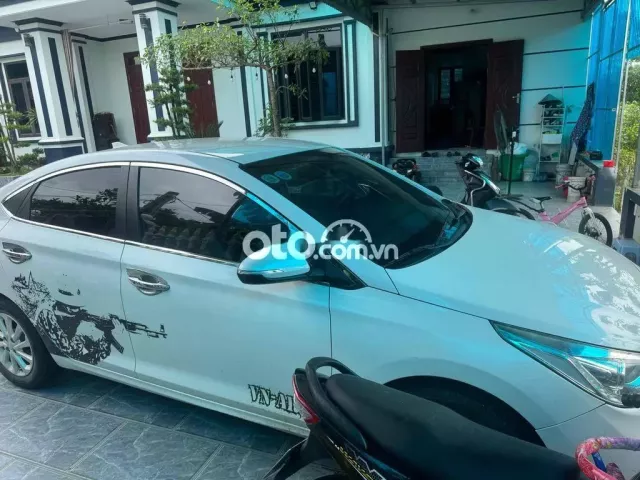 Hyundai Accent 2018 1.4 MT - 130000 km