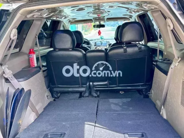 Mitsubishi Grandis 2005 2.4 AT - 200 km