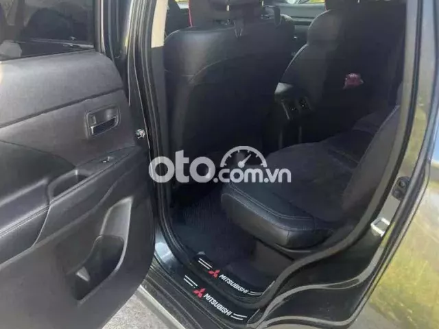 Mitsubishi Outlander 2023 2.0 CVT - 24000 km