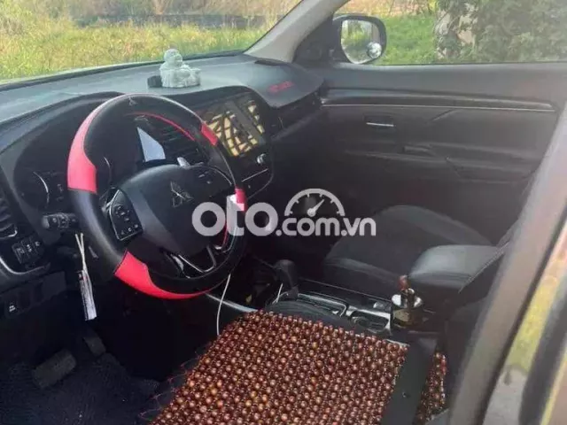 Mitsubishi Outlander 2023 2.0 CVT - 24000 km