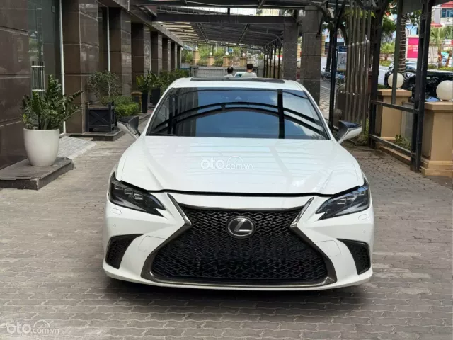 Xe cũ đẹp như mới, giá cực tốt