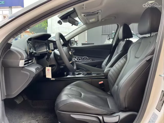 Odo chuẩn 38.000 km, bảo hành 6 tháng