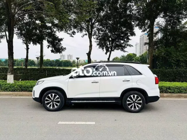 Chính chủ bán xe Kia Sorento 2016 2WD 2.4 GATHfull