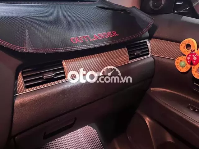 Mitsubishi Outlander 2021 2.0 CVT Premium - 770000