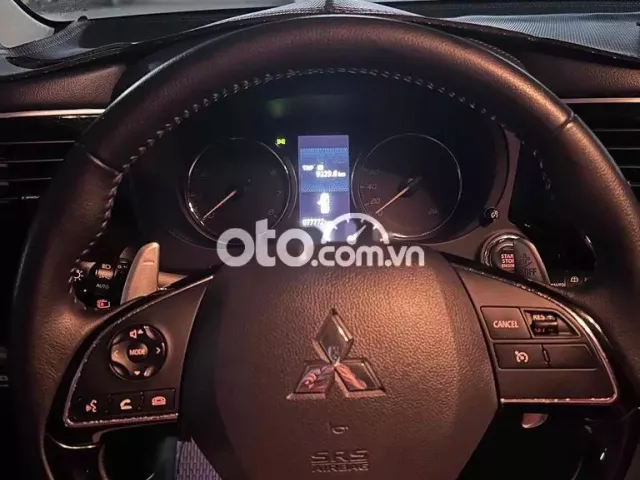 Mitsubishi Outlander 2021 2.0 CVT Premium - 770000