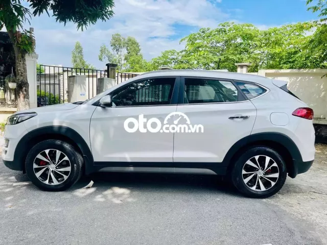 Hyundai Tucson 2021 2.0 Tiêu chuẩn - 72000 km