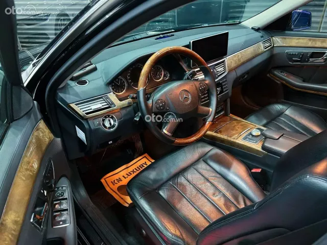 Chiếc xe keng & chất