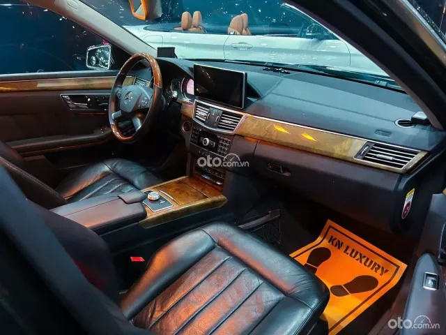 Chiếc xe keng & chất