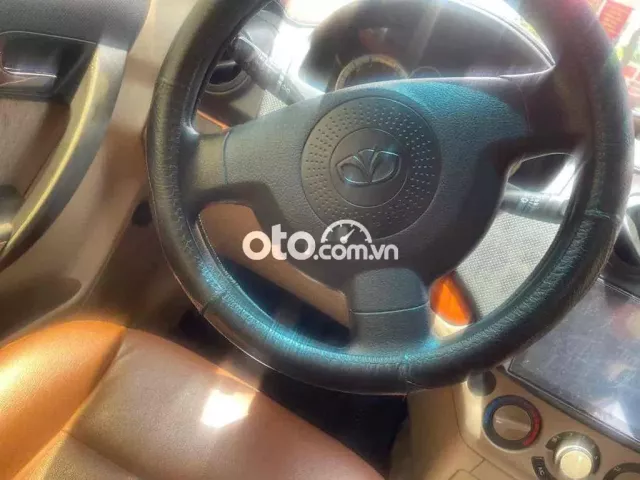 Daewoo Gentra 2011 SX 1.5 MT - 98000 km