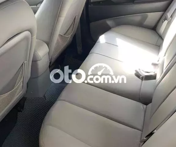 Ô tô Avante MT1.6 2011