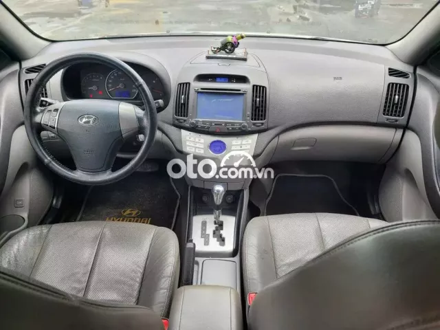 HUYNDAI AVANTE 2011, TỰ ĐỘNG,MÁY SỐ ZIN KHÔNG LỖI