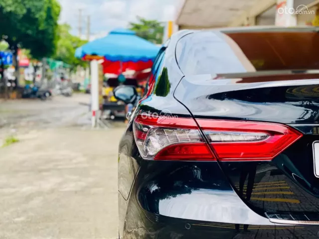 Hỗ trợ vay ngân hàng, giao xe tận nơi