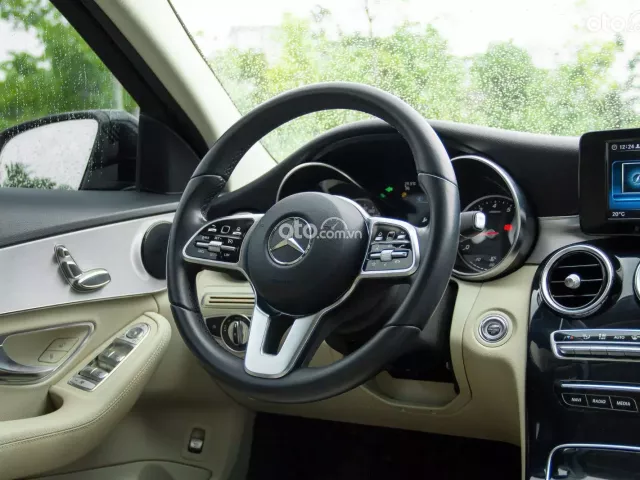 Liên hệ để xem xe trực tiếp