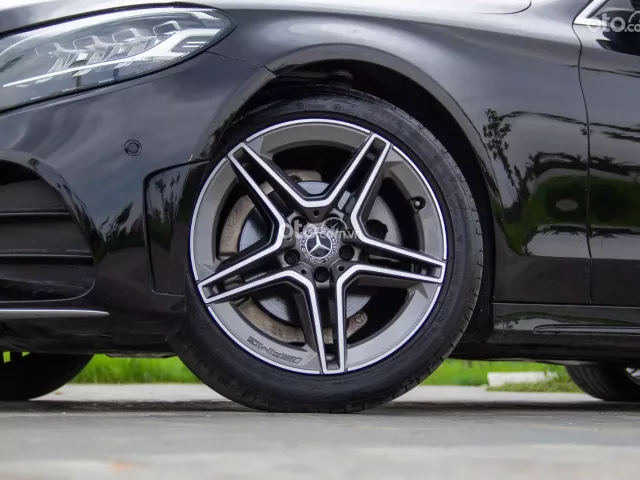 Liên hệ để xem xe trực tiếp