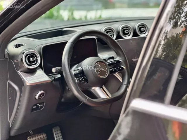 Xe còn bảo hành 2027