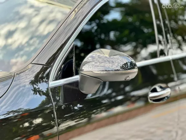 Xe còn bảo hành 2027