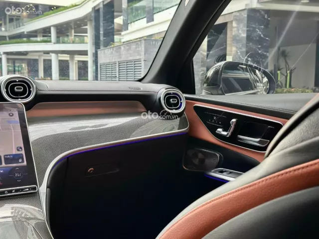 Xe còn bảo hành 2027