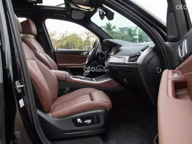 Xe bảo dưỡng full lịch sử hãng