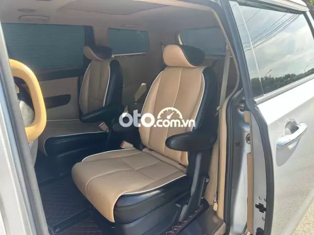 Kia Sedona 2016 2.2L DATH - 120000 km