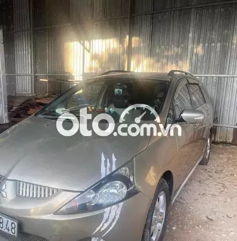 Mitsubishi Grandis 2006 2.4 AT - 98000 km