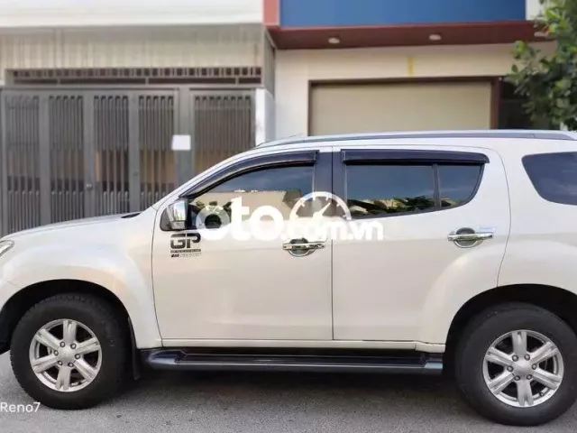 Isuzu Mu X 2017 Tôi không rõ - 200000 km