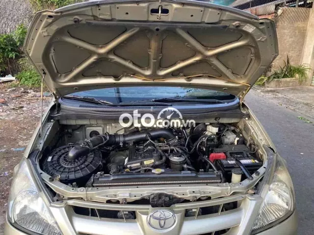 Toyota Innova 2006 G số sàn