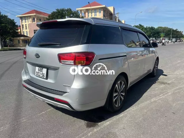 Kia Sedona 2016 2.2L DATH - 120000 km