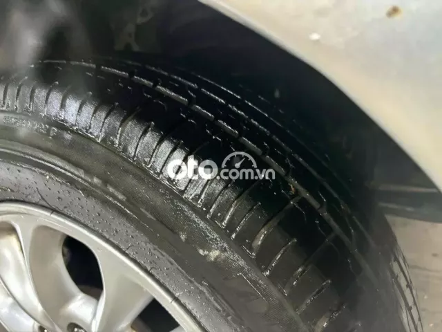 Toyota Innova 2014 2.0G - 65000 km