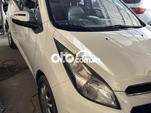 Chevrolet Spark 2015 LTZ 1.0 AT Zest - 800000 km