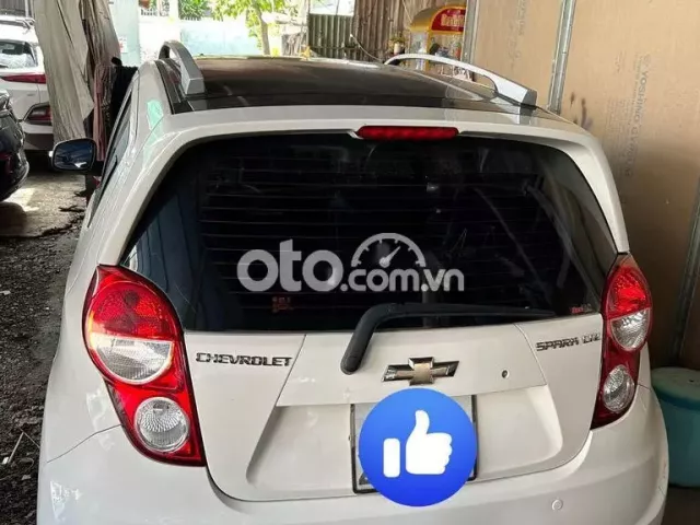 Chevrolet Spark 2015 LTZ 1.0 AT Zest - 800000 km