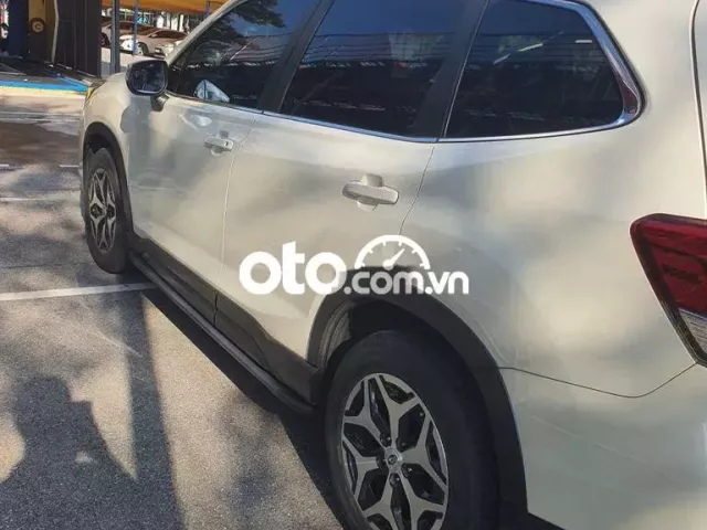 Subaru Forester 2020 2.0i-L - 30000 km