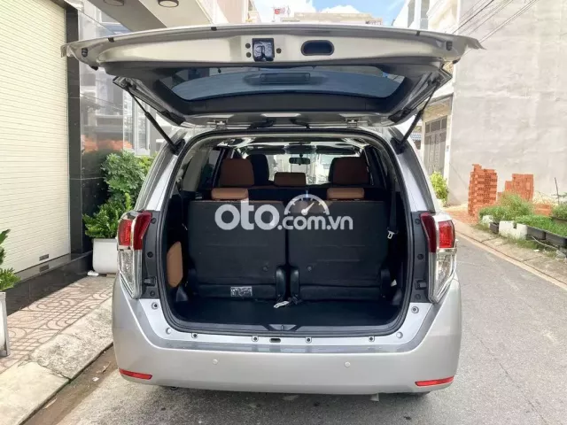 BÁN INNOVA cuối 2019E MÀU BẠC ZIN XE NHÀ: 398 TR