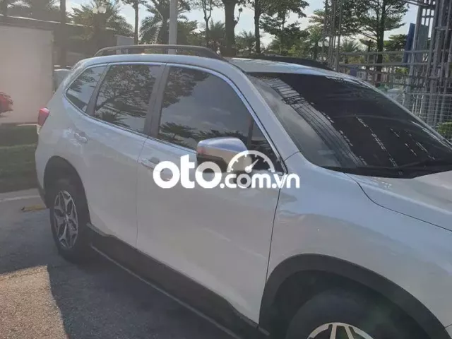 Subaru Forester 2020 2.0i-L - 30000 km