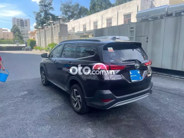 Toyota Rush 2018 1.5 AT - 6036 km