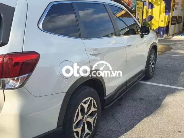 Subaru Forester 2020 2.0i-L - 30000 km