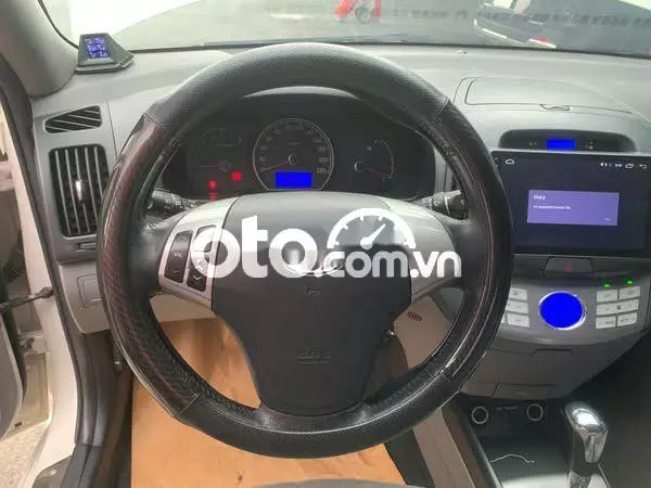 HYUNDAI AVANTE 2011 , số tự động , động cơ 1.6