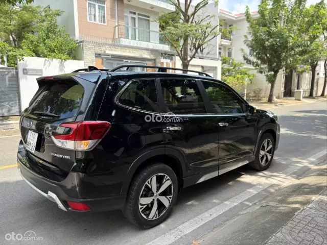 Subaru Forester 2.0 Eyesight 2019 - Màu Đen