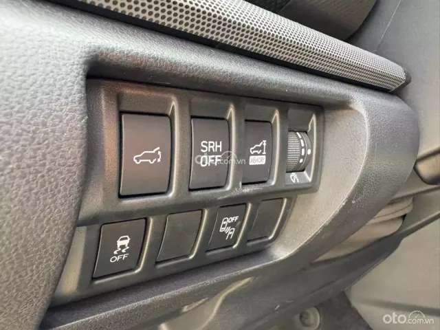 Subaru Forester 2.0 Eyesight 2019 - Màu Đen