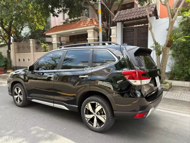 Subaru Forester 2.0 Eyesight 2019 - Màu Đen