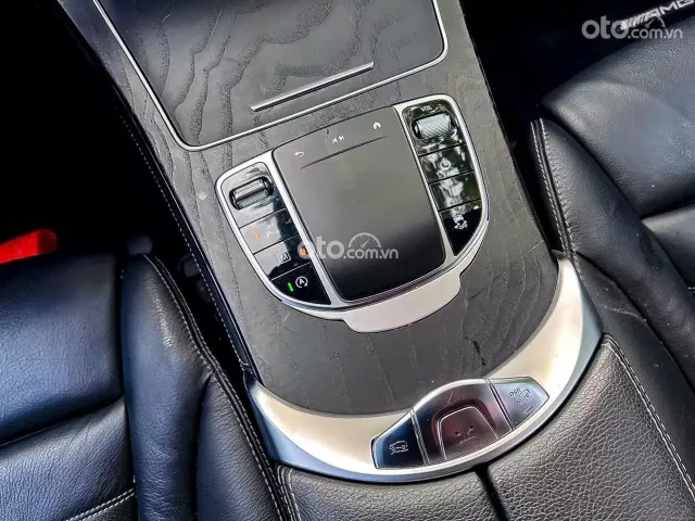 LÊN FORM GLC 300 2021 | GIÁ CHỈ 999 TRIỆU