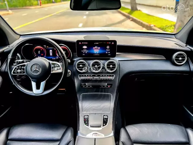 LÊN FORM GLC 300 2021 | GIÁ CHỈ 999 TRIỆU